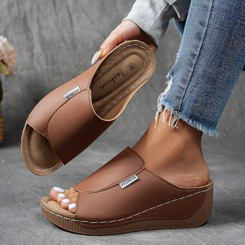 VitaFeet | Handgefertigte orthopädische Sandalen Saara
