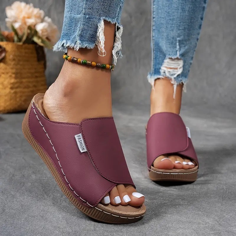 VitaFeet | Handgefertigte orthopädische Sandalen Saara